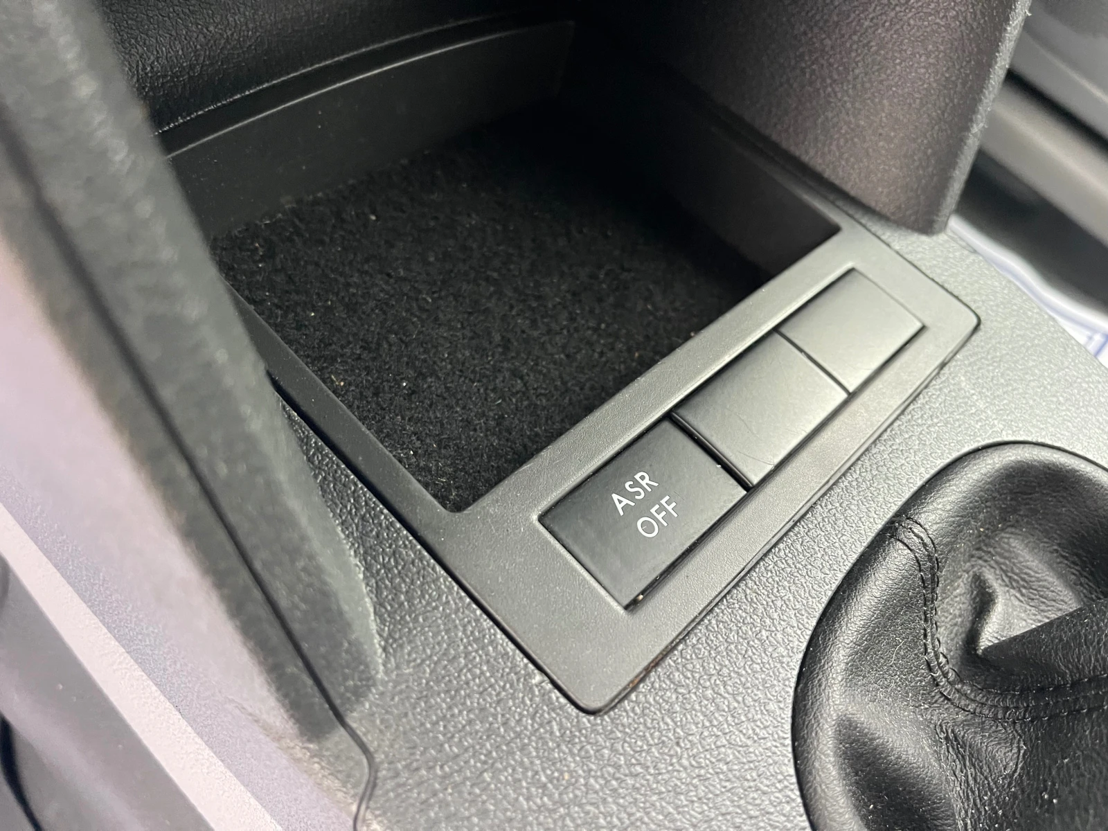 VW Caddy 2.0SDI  | Mobile.bg   12