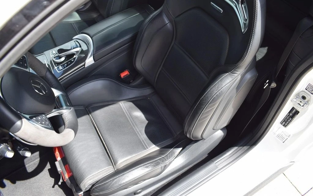 Mercedes-Benz C 63 AMG  - изображение 8