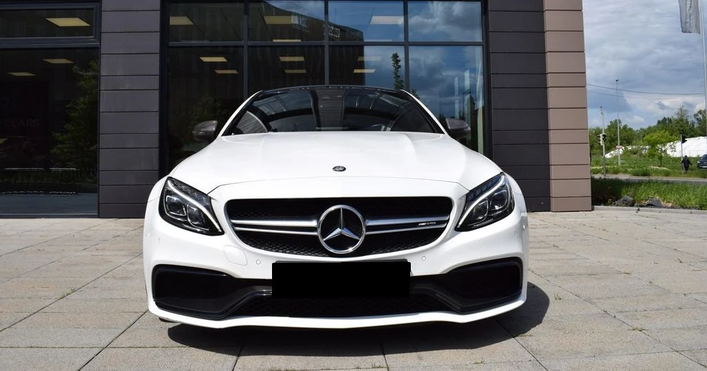 Mercedes-Benz C 63 AMG  - изображение 3