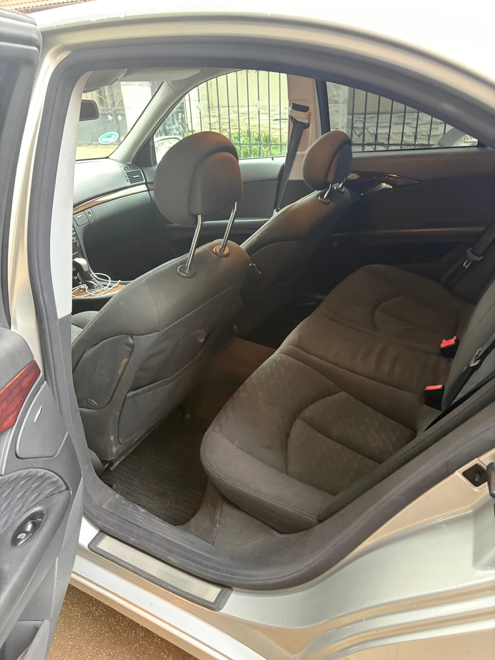 Mercedes-Benz 220 | Mobile.bg � ����������� 4