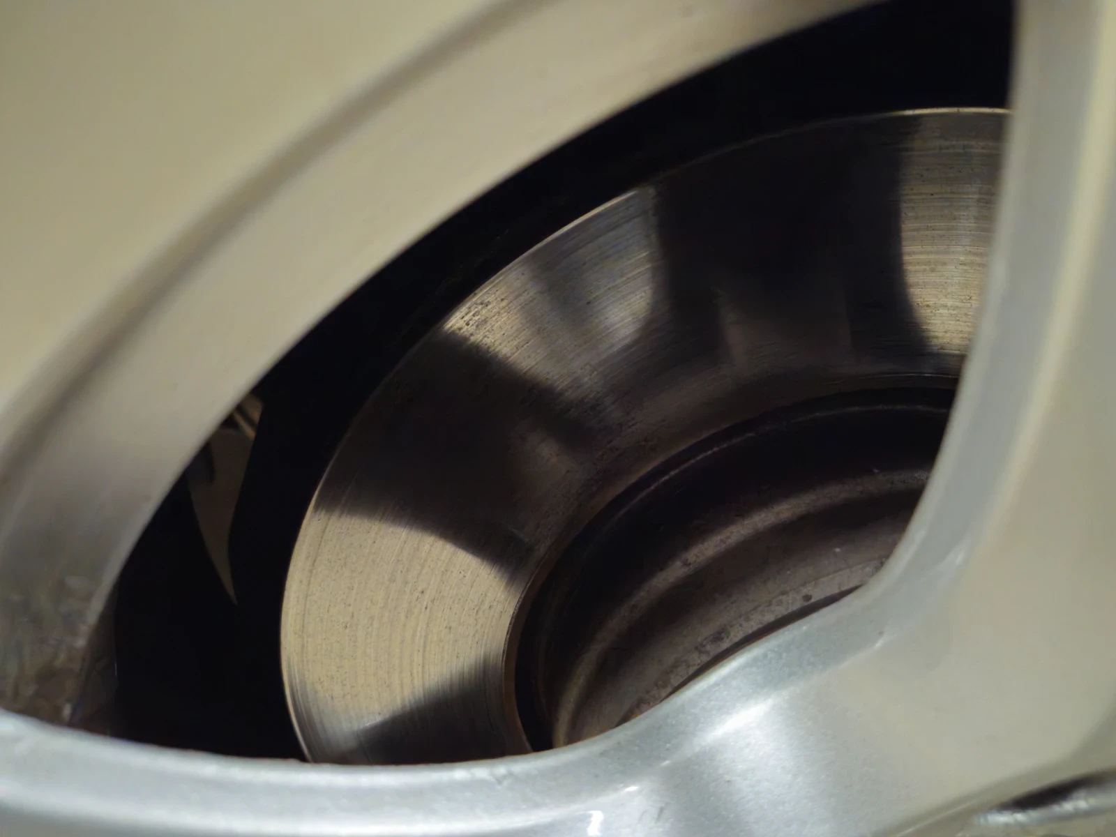 BMW 525 235 кс INDIVIDUAL ОРИГИНАЛНО СЪСТОЯНИЕ - изображение 10