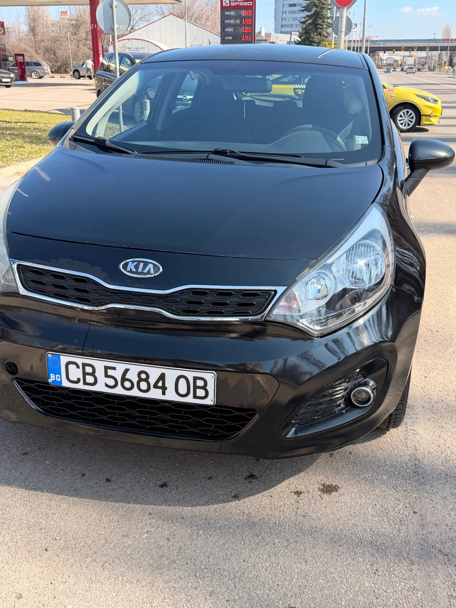 Kia Rio, снимка 6 - Автомобили и джипове - 53756595