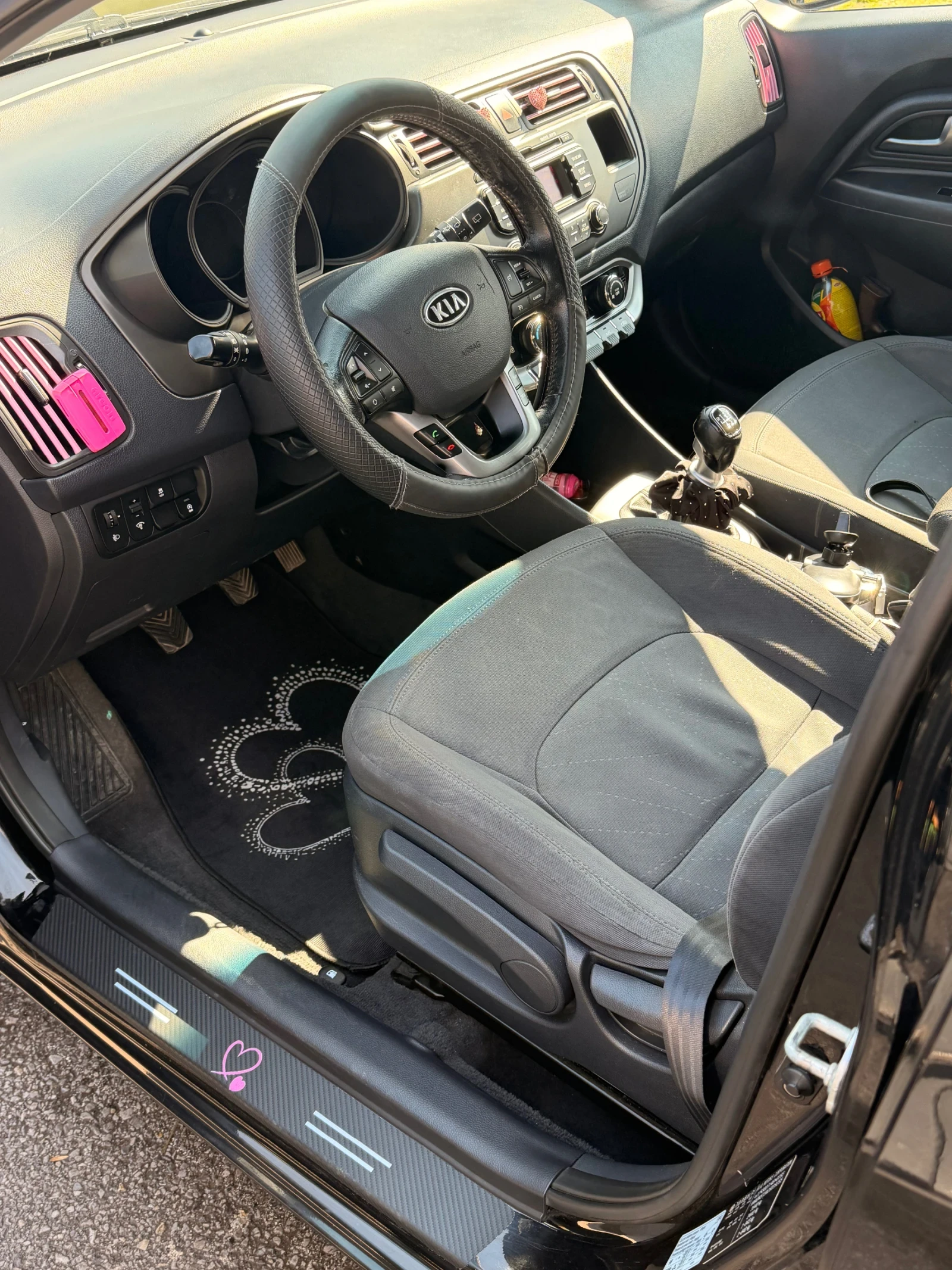 Kia Rio, снимка 9 - Автомобили и джипове - 53756595