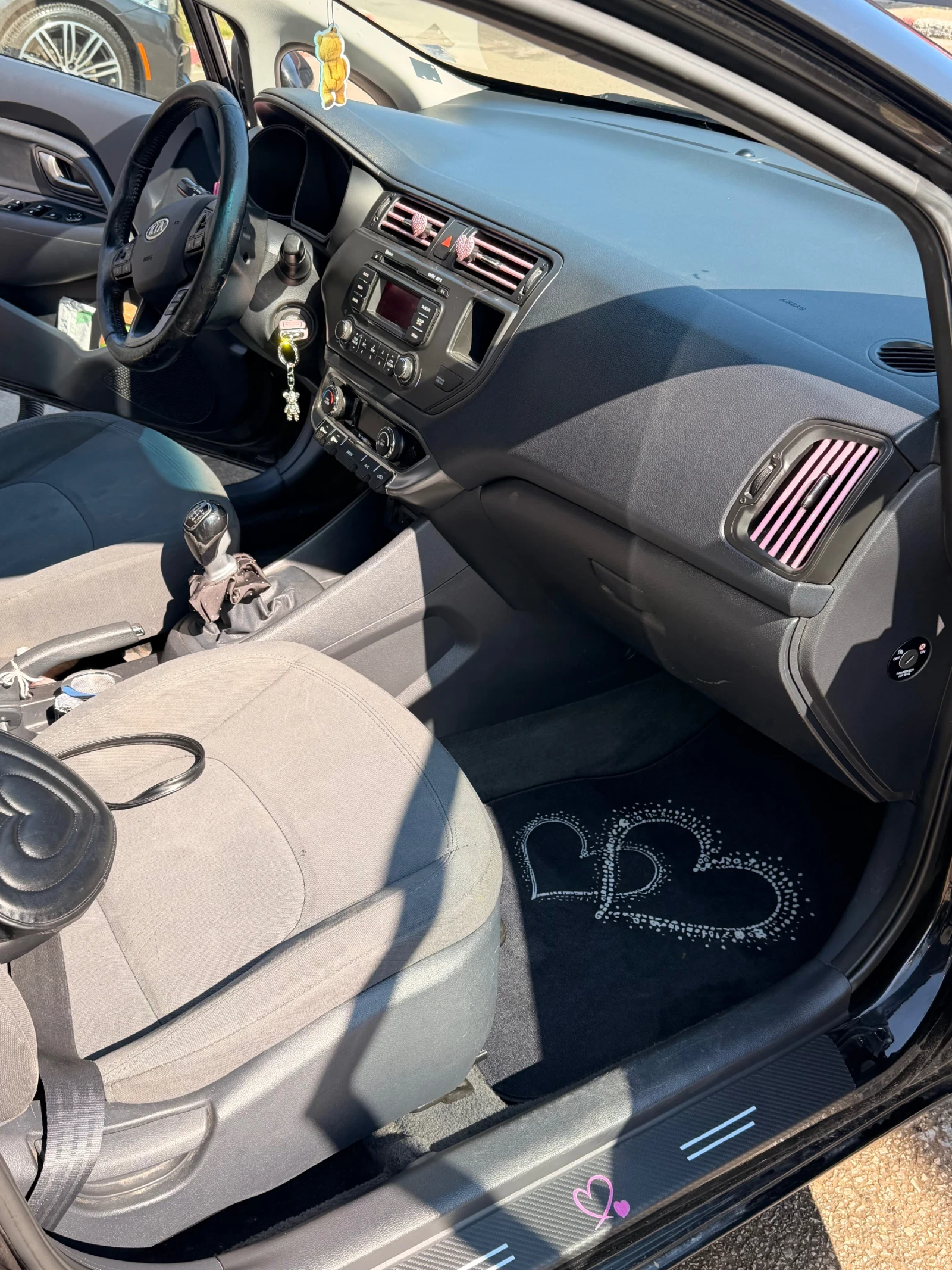 Kia Rio, снимка 14 - Автомобили и джипове - 53756595