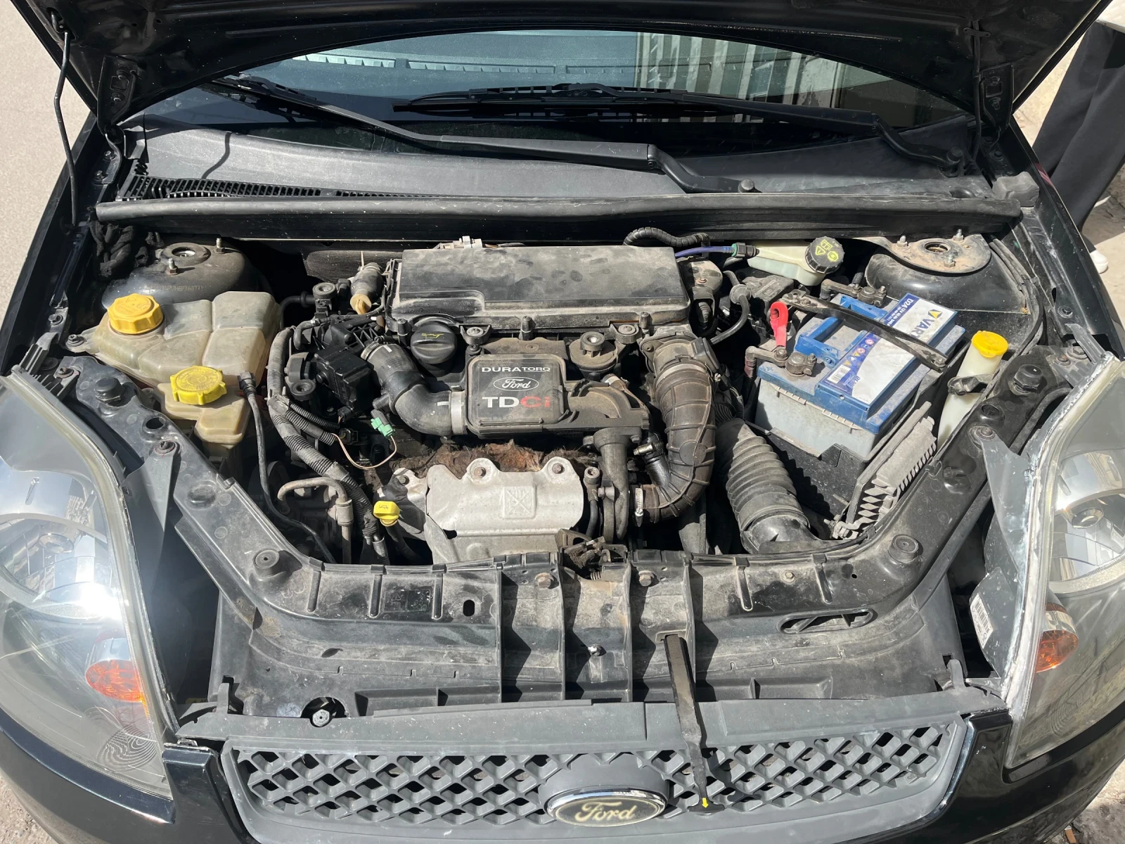 Ford Fiesta 1.4 tdci, снимка 9 - Автомобили и джипове - 53756685