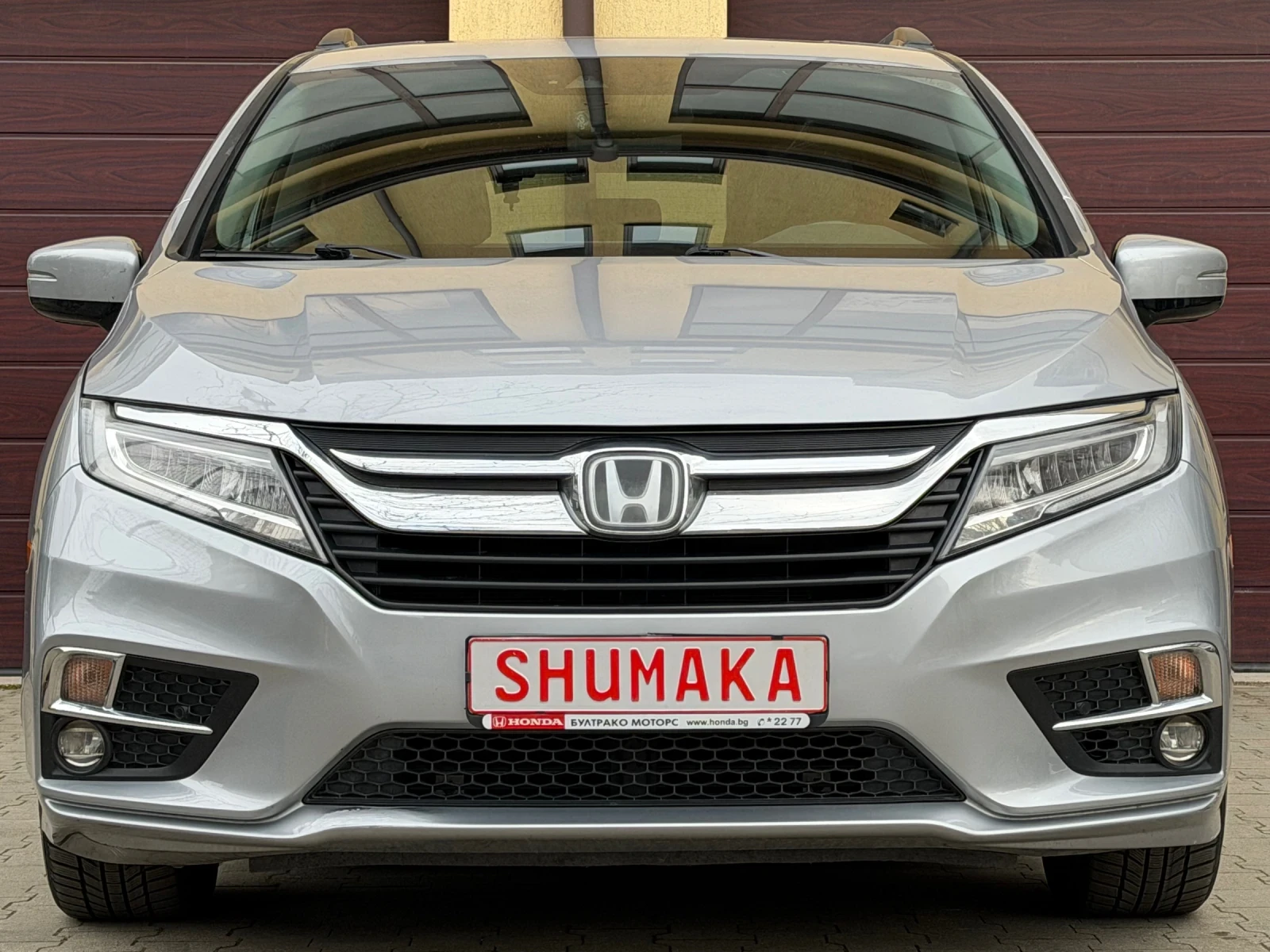 Honda Odyssey 3.5i-V6-280ps-7места