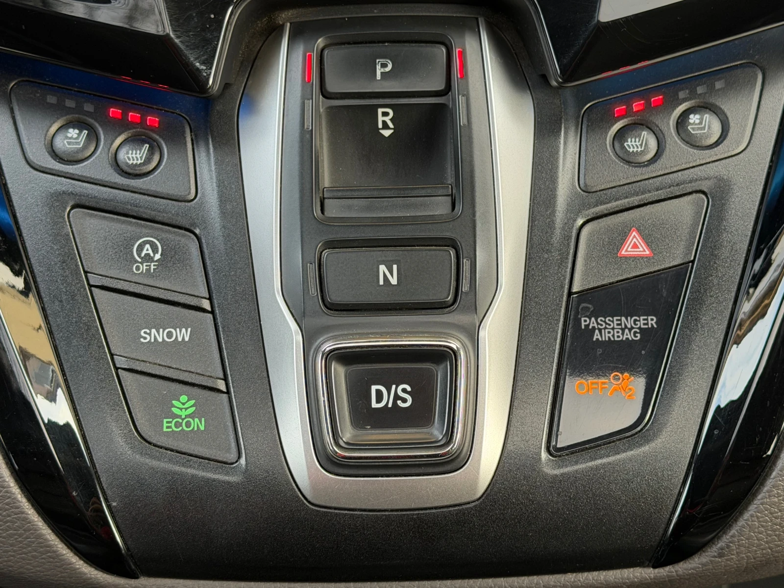 Honda Odyssey 3.5i-V6-280ps-7места, снимка 16 - Автомобили и джипове - 53878251