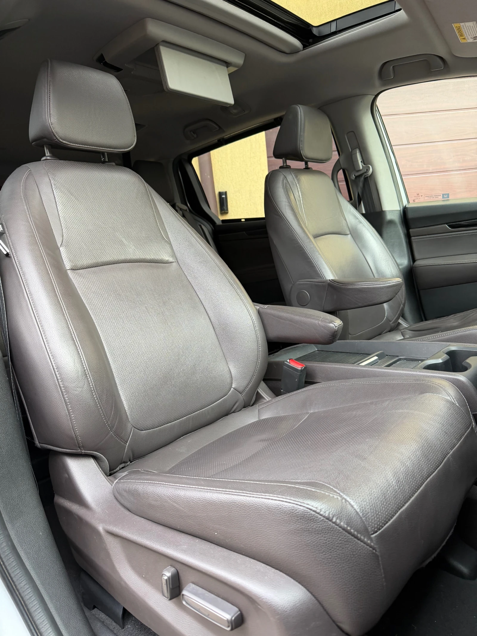 Honda Odyssey 3.5i-V6-280ps-7места, снимка 9 - Автомобили и джипове - 53878251