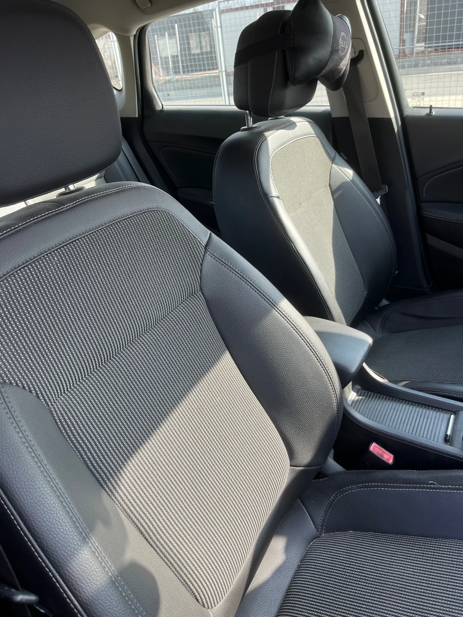 Opel Astra 1.7 CDTI Cosmo, снимка 12 - Автомобили и джипове - 54034100