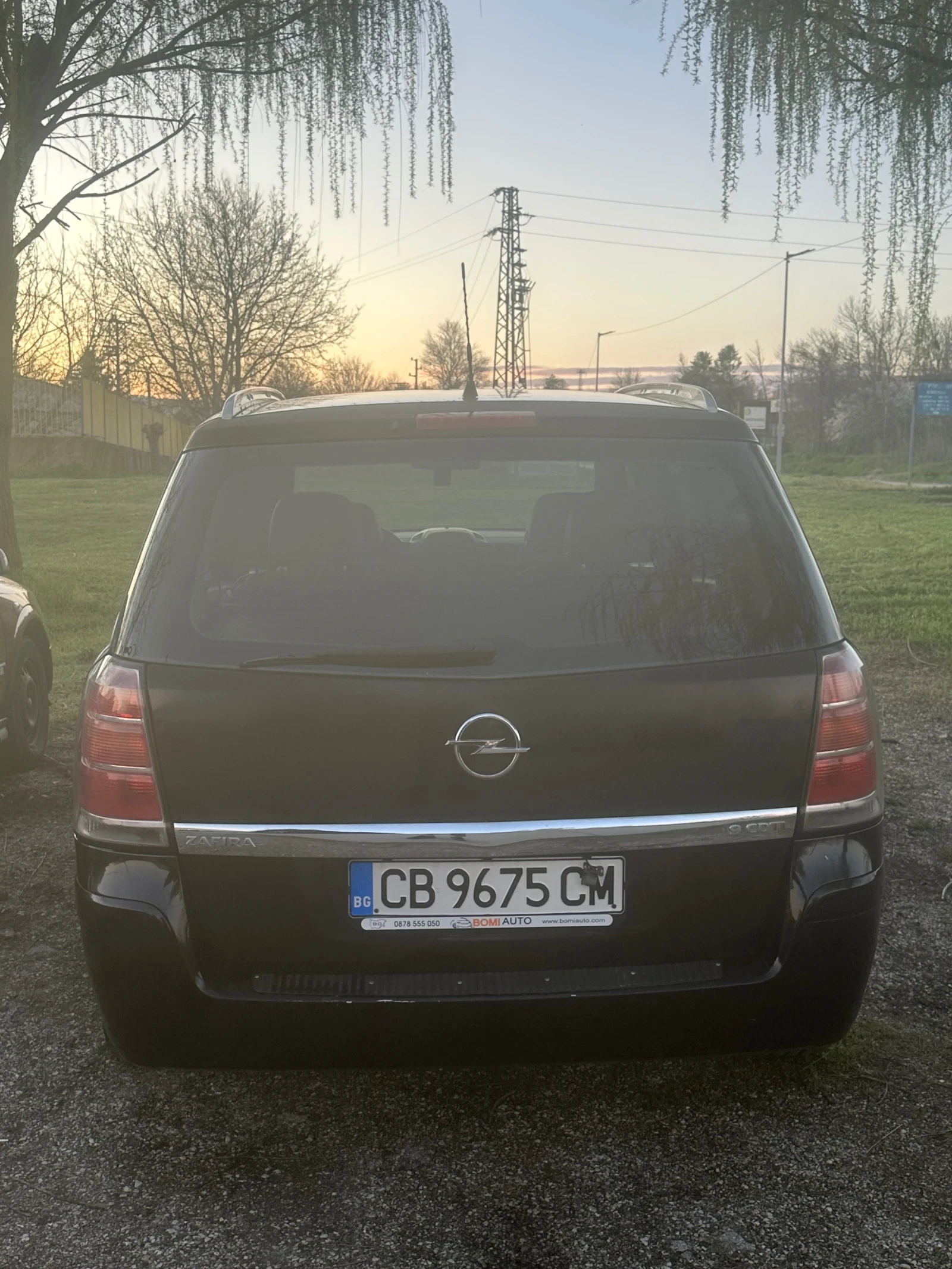 Opel Zafira, снимка 3 - Автомобили и джипове - 54142227