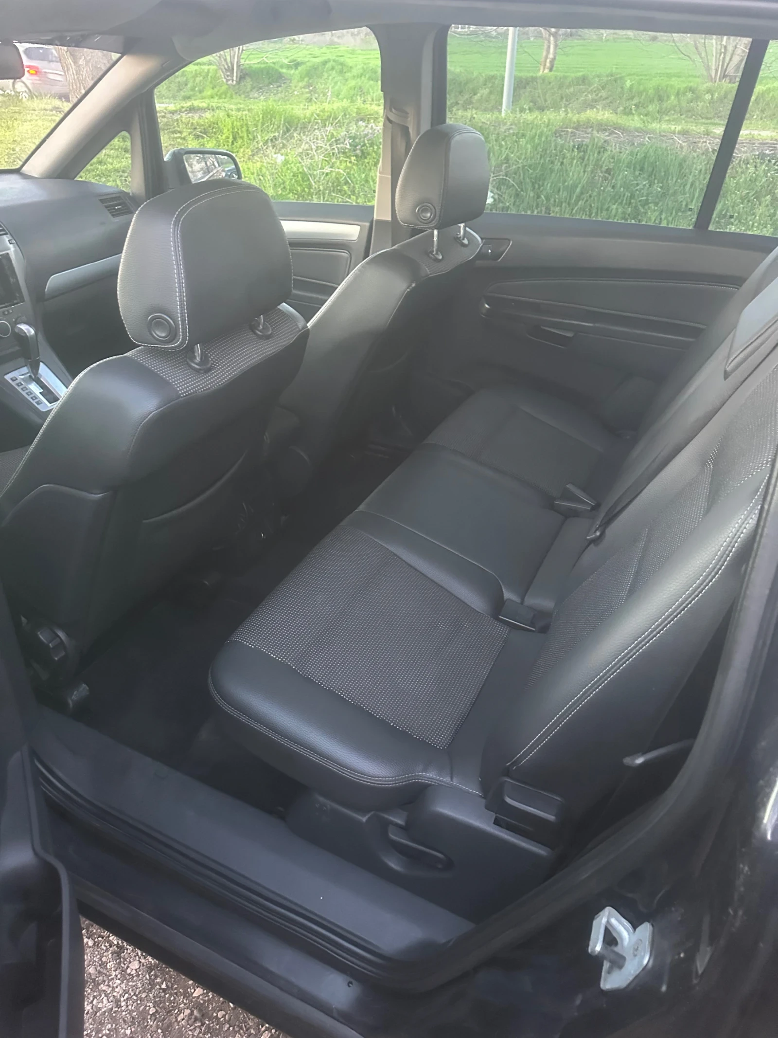 Opel Zafira, снимка 5 - Автомобили и джипове - 54142227