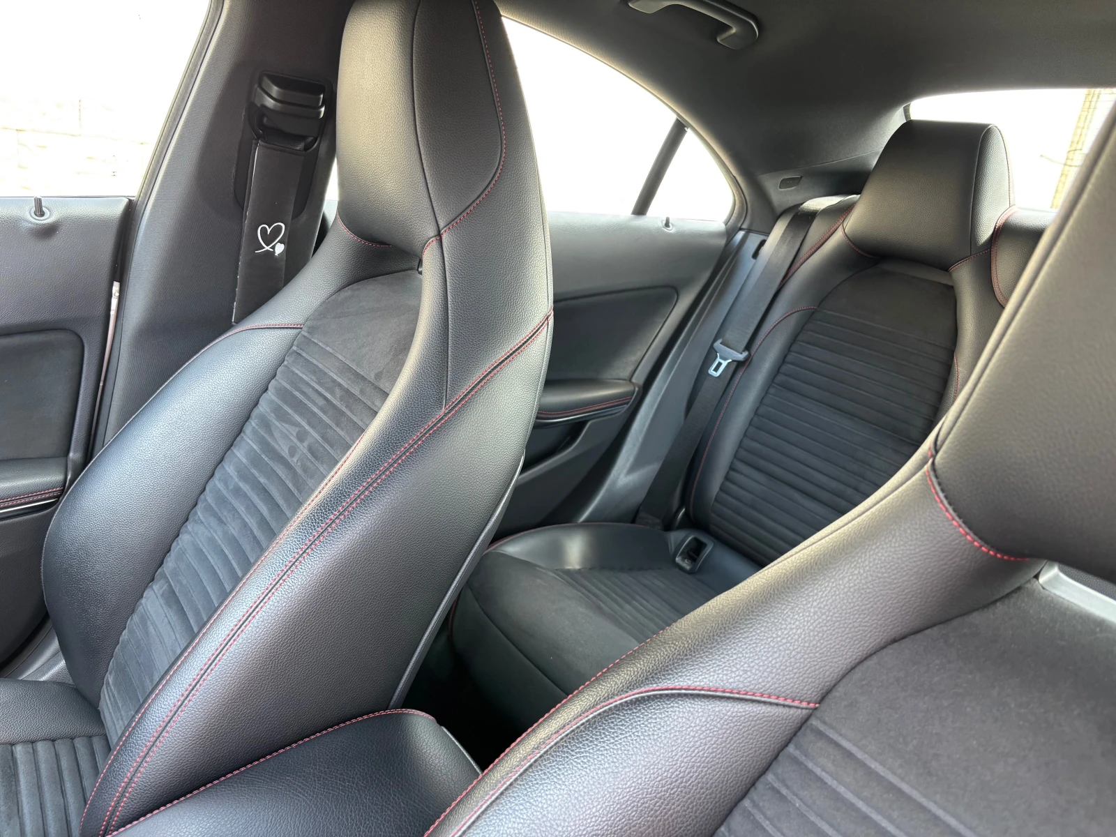 Mercedes-Benz CLA 200 2.2 CDI AMG, снимка 8 - Автомобили и джипове - 54178001