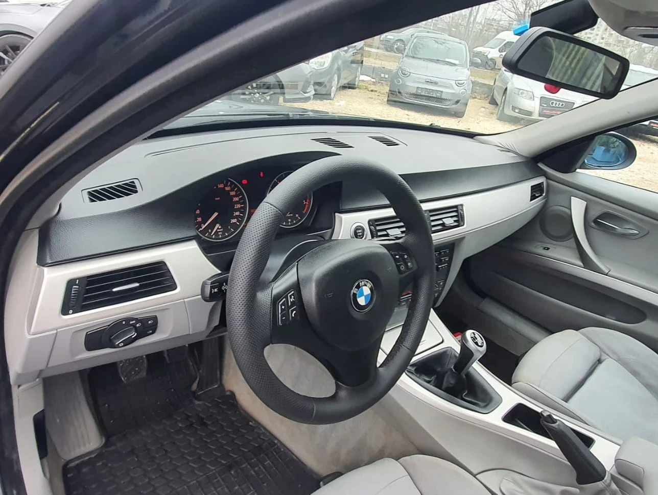 BMW 320 D SW E91 163к.с., снимка 12 - Автомобили и джипове - 54343959