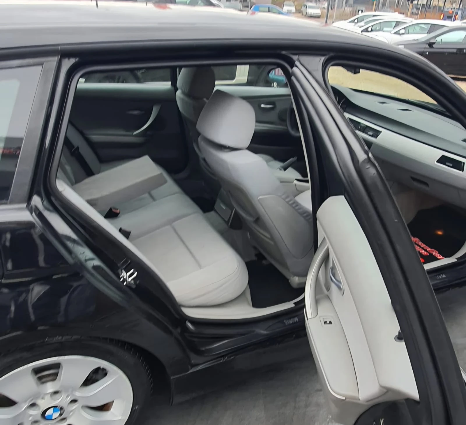 BMW 320 D SW E91 163к.с., снимка 5 - Автомобили и джипове - 54343959