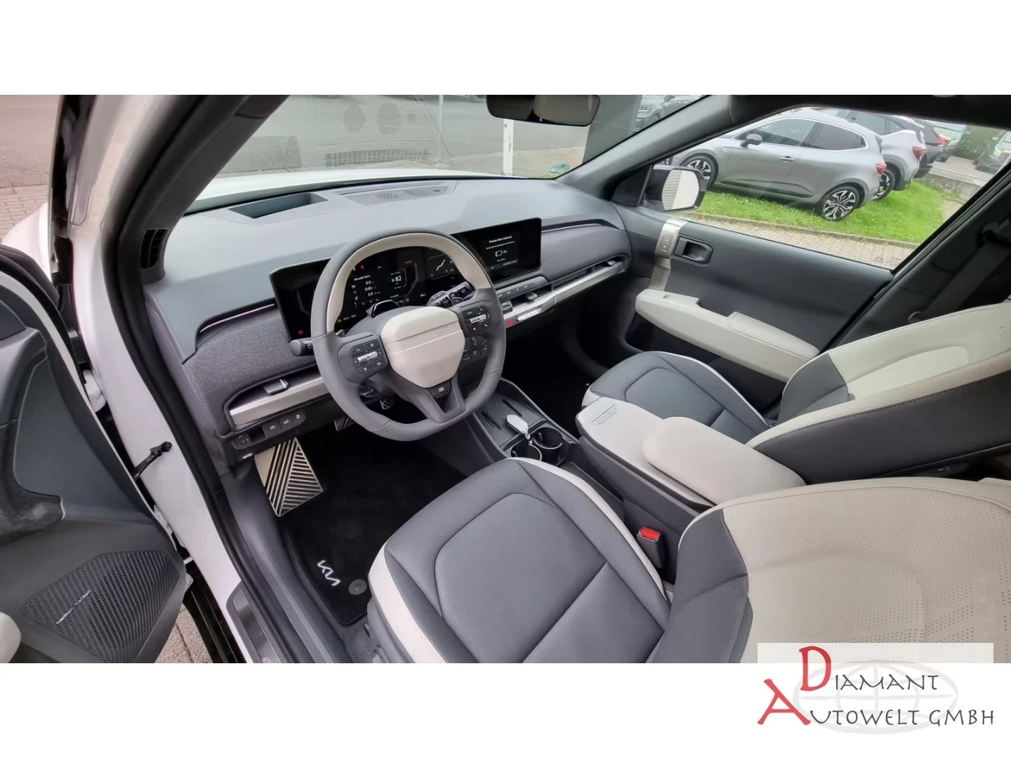 Kia EV3 Gt-Line 81.4kWh DISTR 360* HUD B/S Winter Package+ | Mobile.bg � ����������� 9