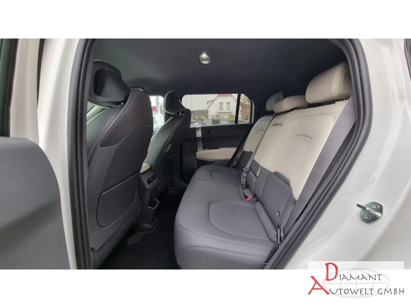 Kia EV3 Gt-Line 81.4kWh DISTR 360* HUD B/S Winter Package+ | Mobile.bg � ����������� 15