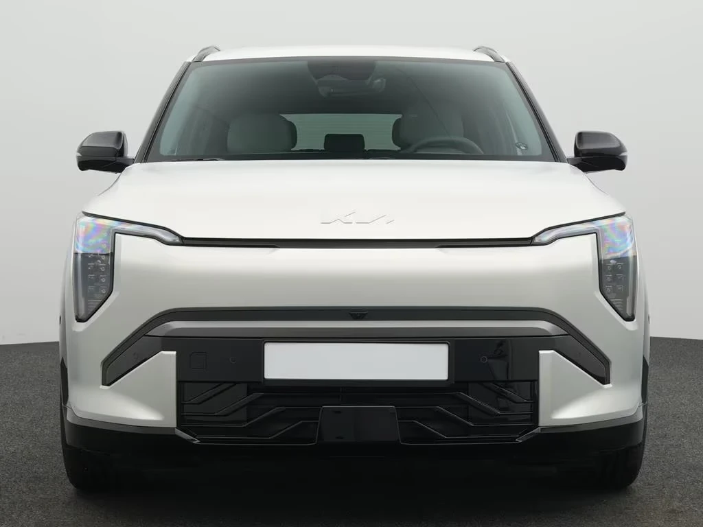 Kia EV3 Gt-Line 81.4kWh DISTR 360* HUD B/S Winter Package+, снимка 2 - Автомобили и джипове - 54358971