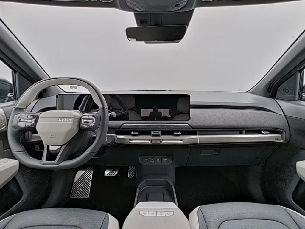 Kia EV3 Gt-Line 81.4kWh DISTR 360* HUD B/S Winter Package+, снимка 7 - Автомобили и джипове - 54358971