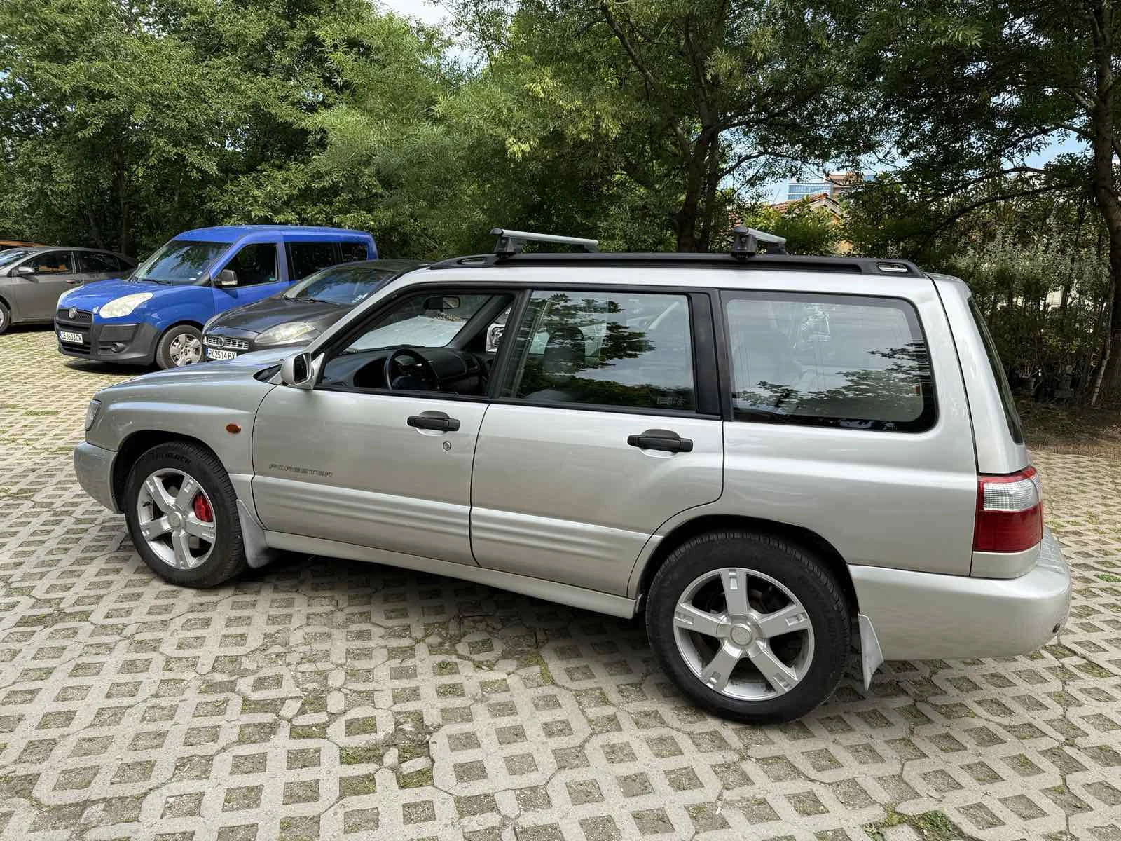Subaru Forester 2.0 Turbo , снимка 9 - Автомобили и джипове - 54477484