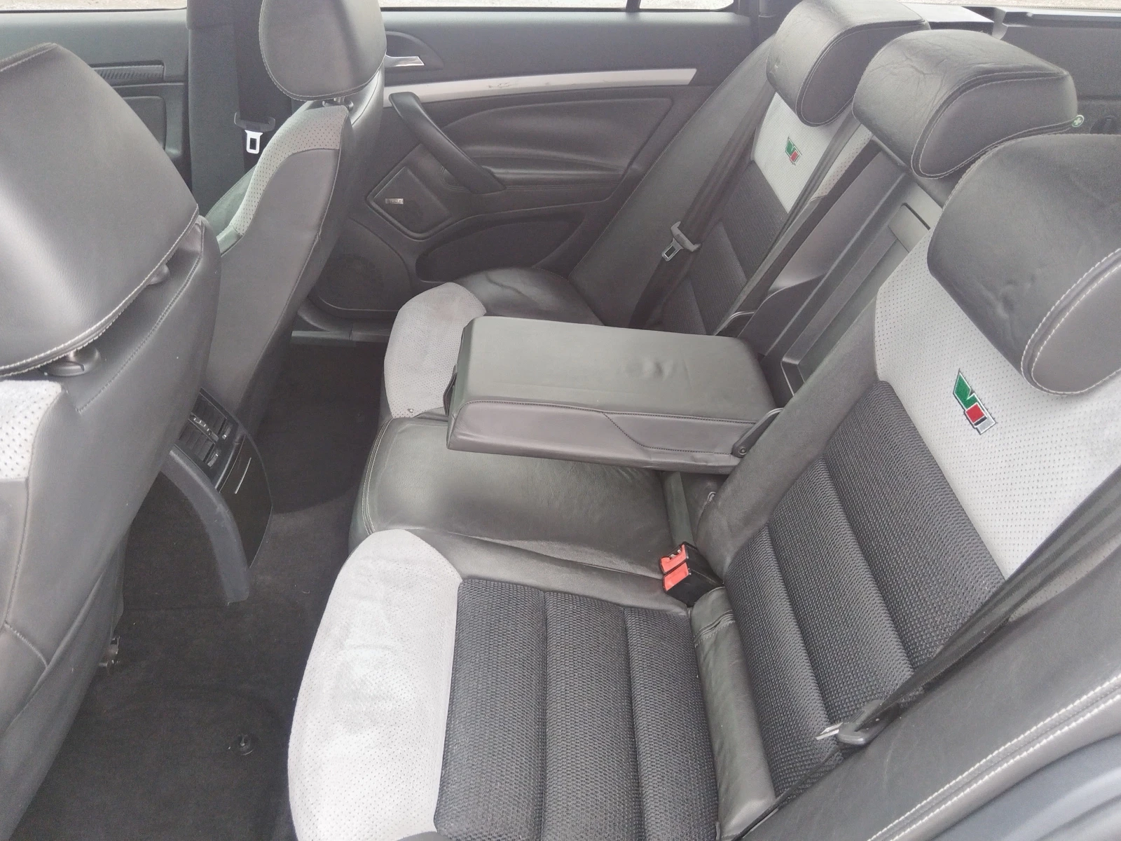 Skoda Octavia 2.0 i * WRS* 200к.с, снимка 13 - Автомобили и джипове - 54477346