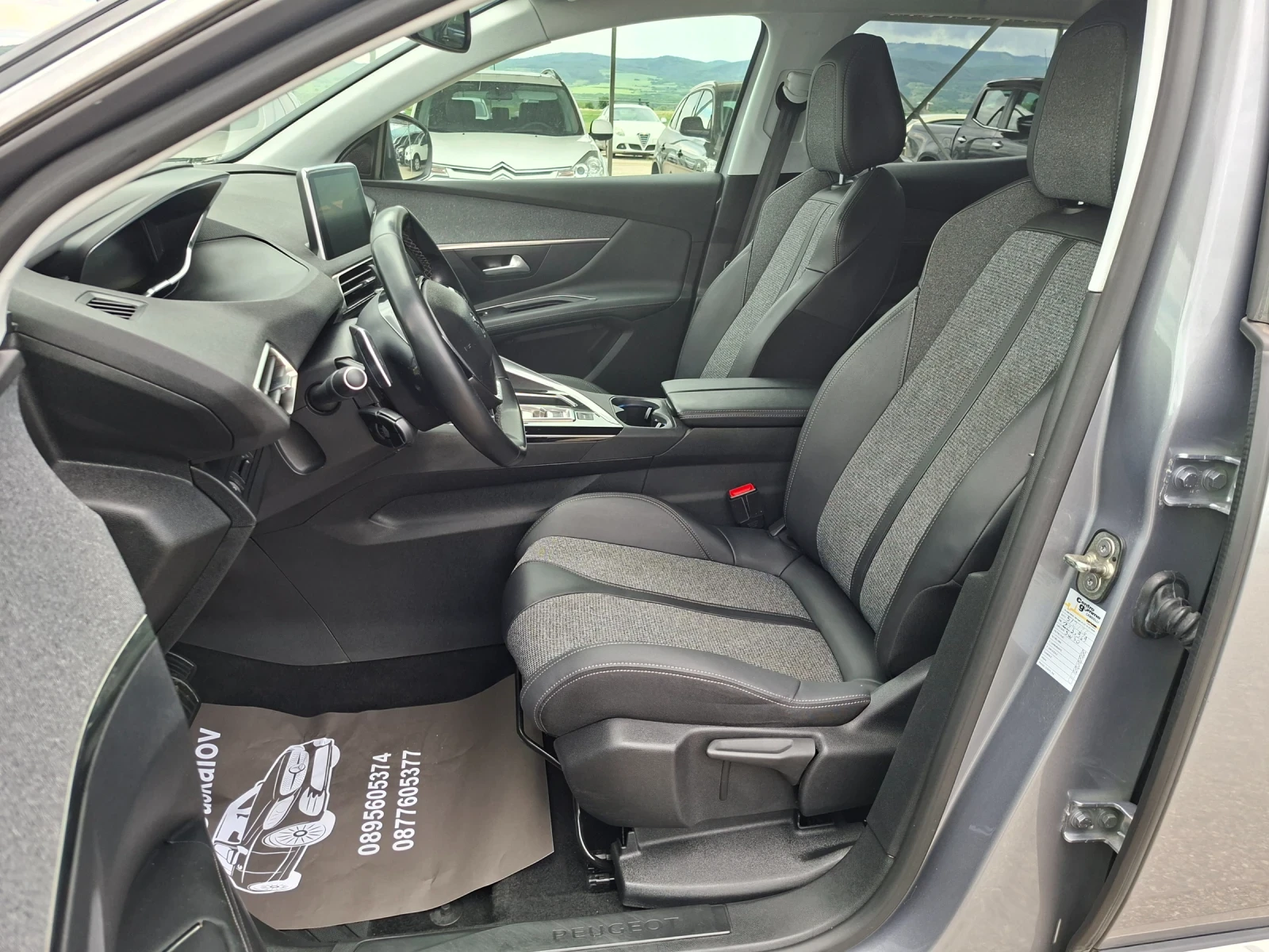 Peugeot 3008 1, 5 Hdi, снимка 9 - Автомобили и джипове - 54661366
