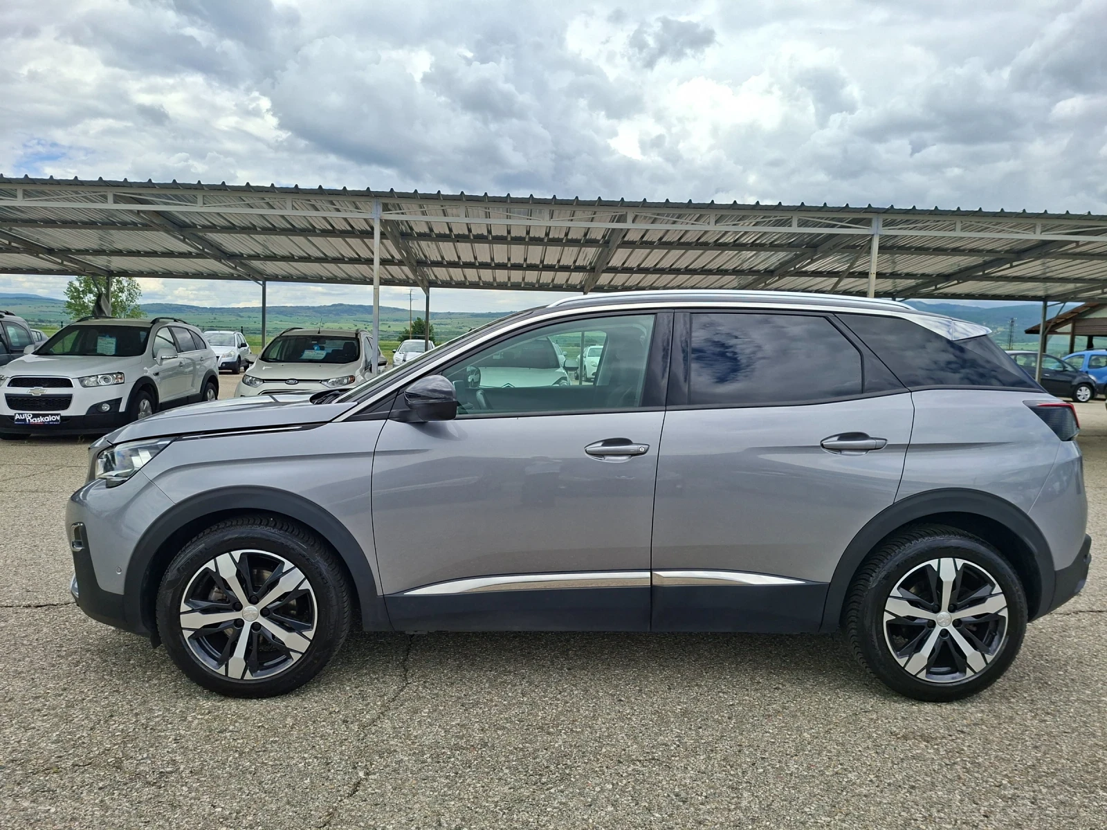 Peugeot 3008 1, 5 Hdi, снимка 8 - Автомобили и джипове - 54661366