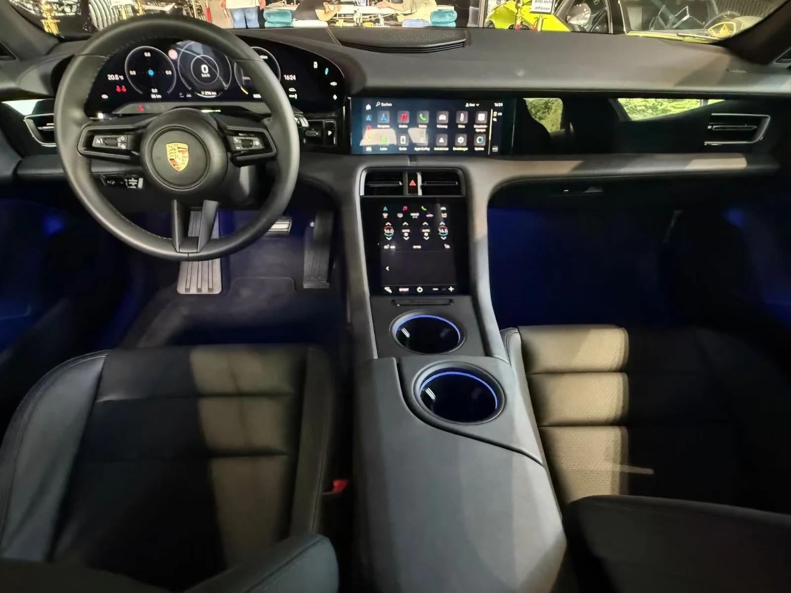 Porsche Taycan 4 / CROSS TURISMO / PANO / , снимка 11 - Автомобили и джипове - 55091016