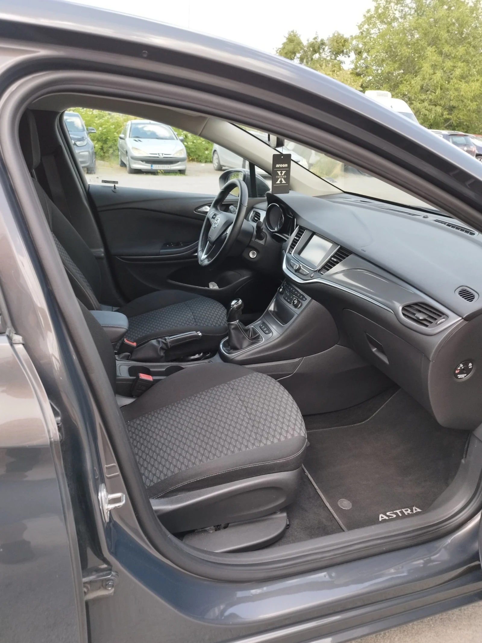 Opel Astra 1, 4Т, 150кс 144000км, като нова! евро 6Б, снимка 15 - Автомобили и джипове - 55228173