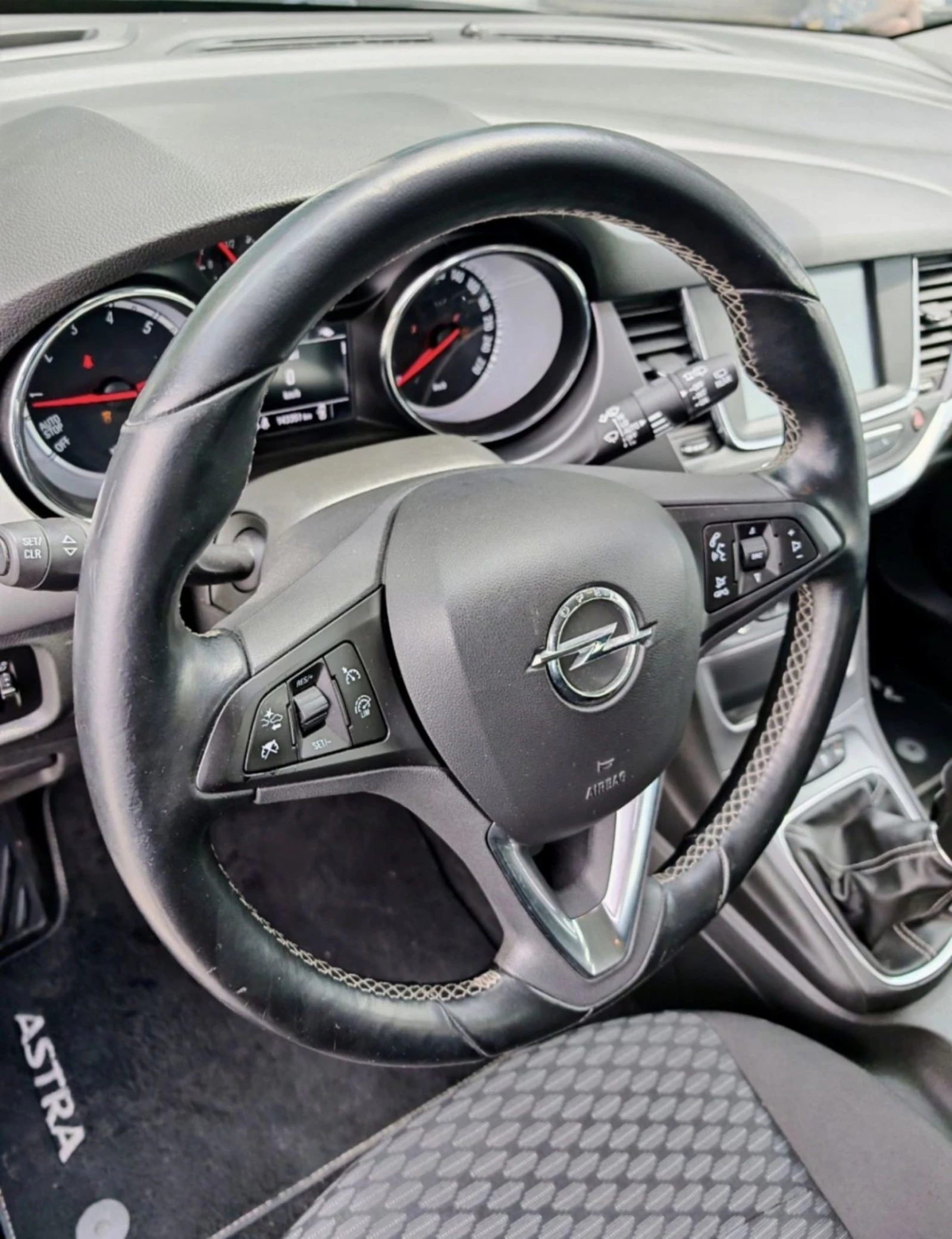 Opel Astra 1, 4Т, 150кс 144000км, като нова! евро 6Б, снимка 8 - Автомобили и джипове - 55118028