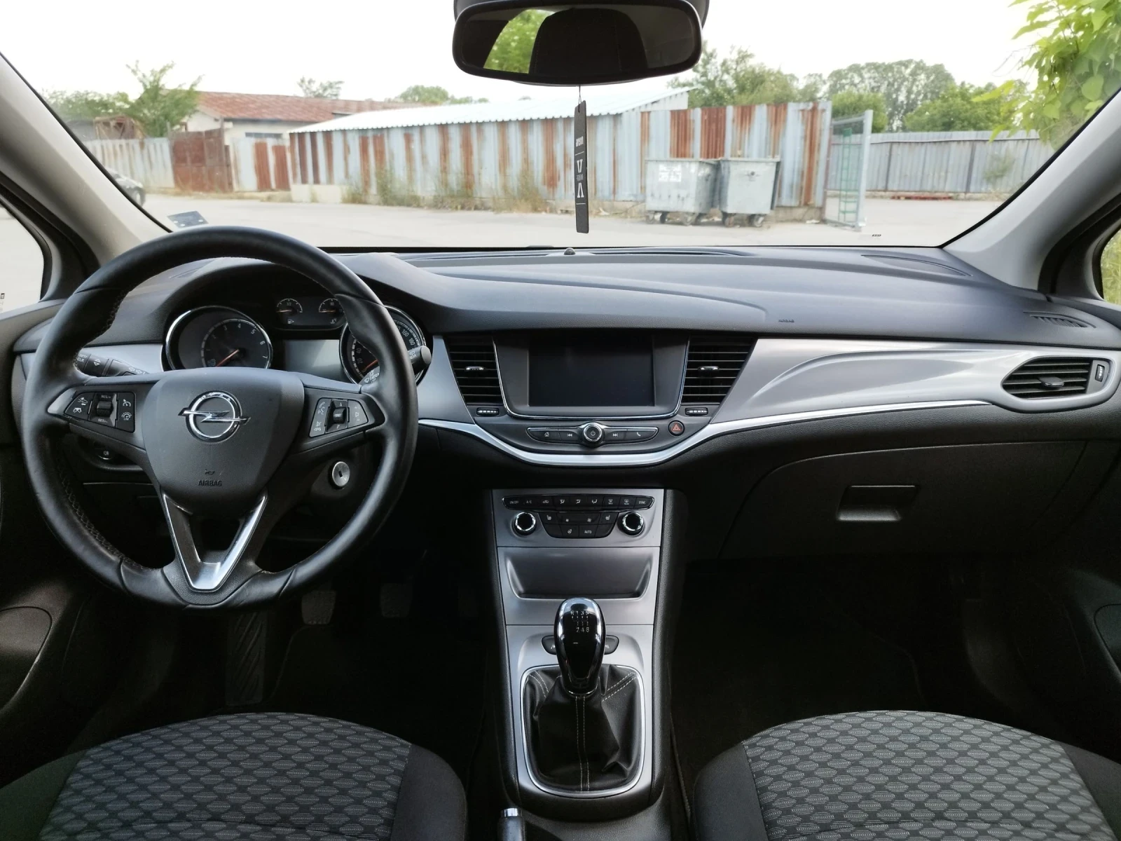 Opel Astra 1, 4Т, 150кс 144000км, като нова! евро 6Б, снимка 12 - Автомобили и джипове - 55228173