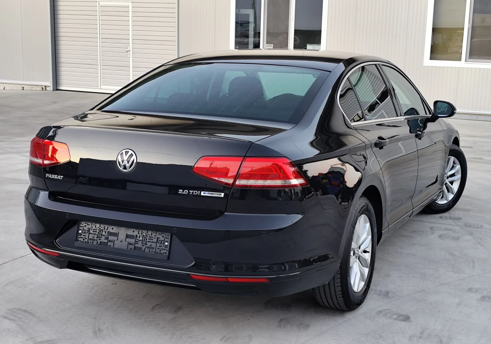 VW Passat 2.0TDI-150к-FULL-LED-NAVI-BI-XENON-ПОДГРЯВАНЕ-EU-6, снимка 6 - Автомобили и джипове - 55424478