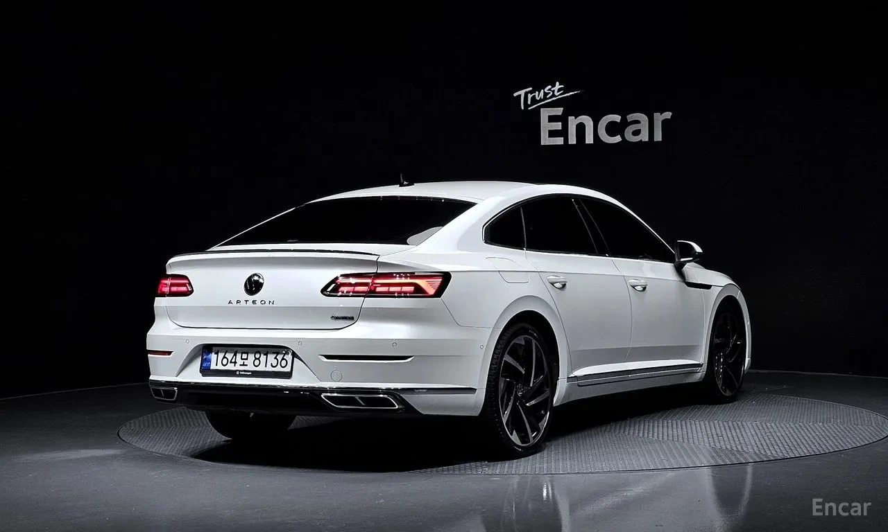 VW Arteon  R LIINE 4Motion / СЕРТИФИКАТ ЗА ОТЛИЧНО КАЧЕСТВО , снимка 2 - Автомобили и джипове - 55923210