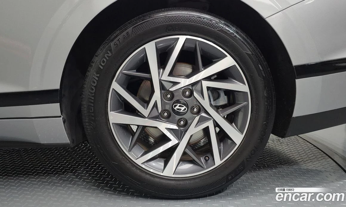 Hyundai Grandeur 3.5 LPG 2WD Deluxe, снимка 7 - Автомобили и джипове - 56156144