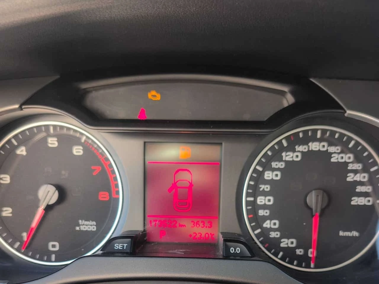 Audi A4 * 2.0T Premium * CARFAX * ����� �� ����������� *  | Mobile.bg � ����������� 8