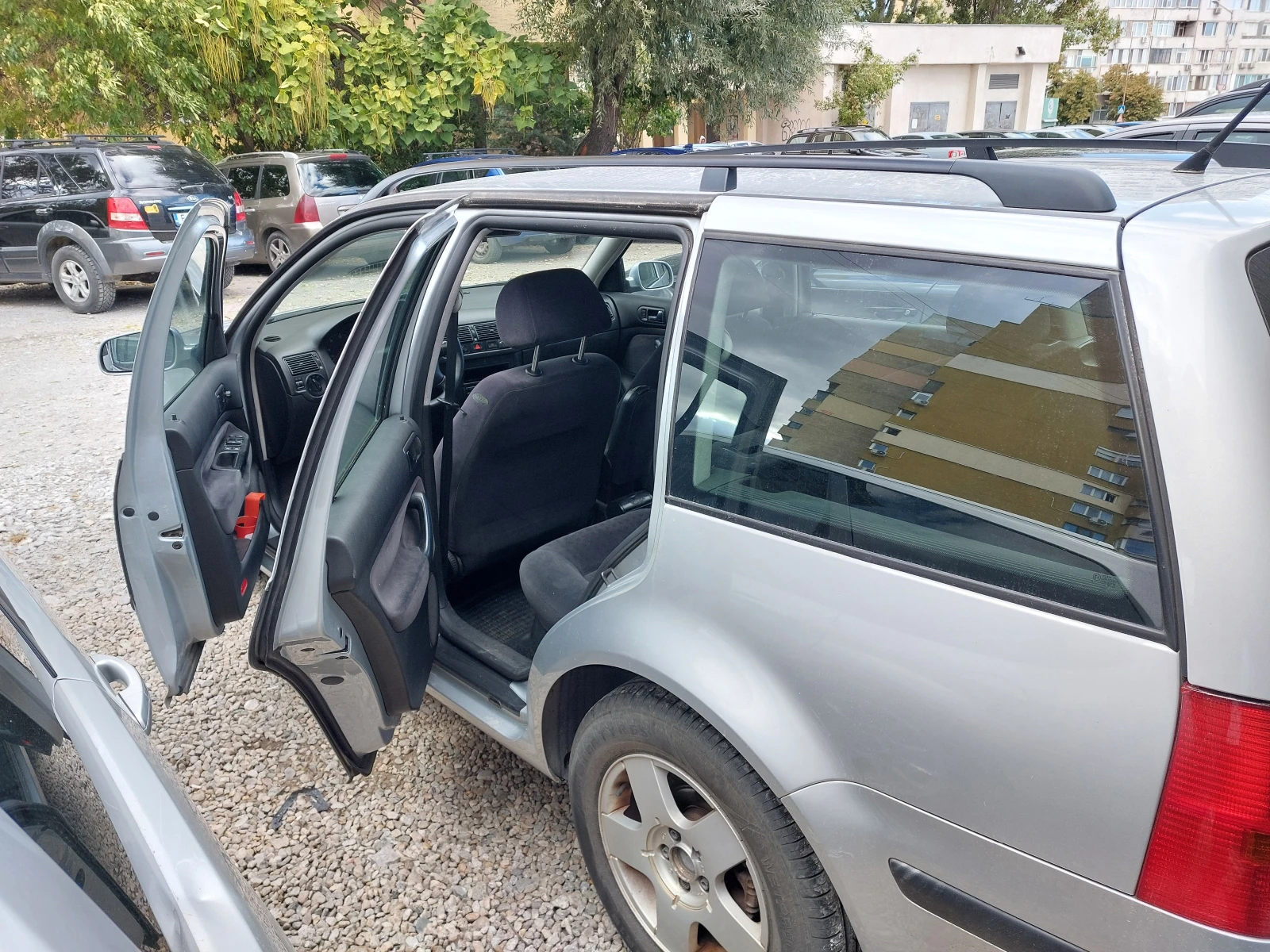 VW Golf Variant 1.9TDI, снимка 3 - Автомобили и джипове - 56256878