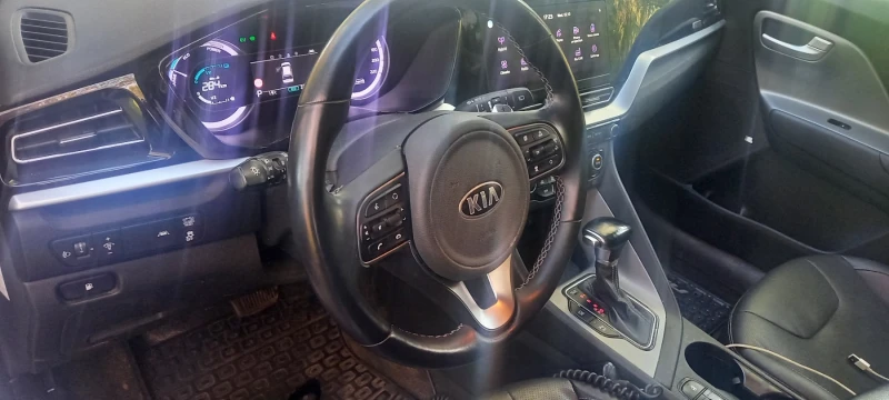 Kia Niro 1.6 hibrid, снимка 7 - Автомобили и джипове - 47439224