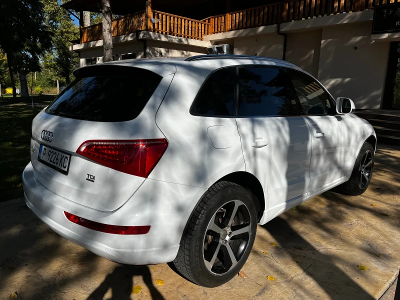 Audi Q5 2.0 170кс. 2011г., снимка 4 - Автомобили и джипове - 48156604