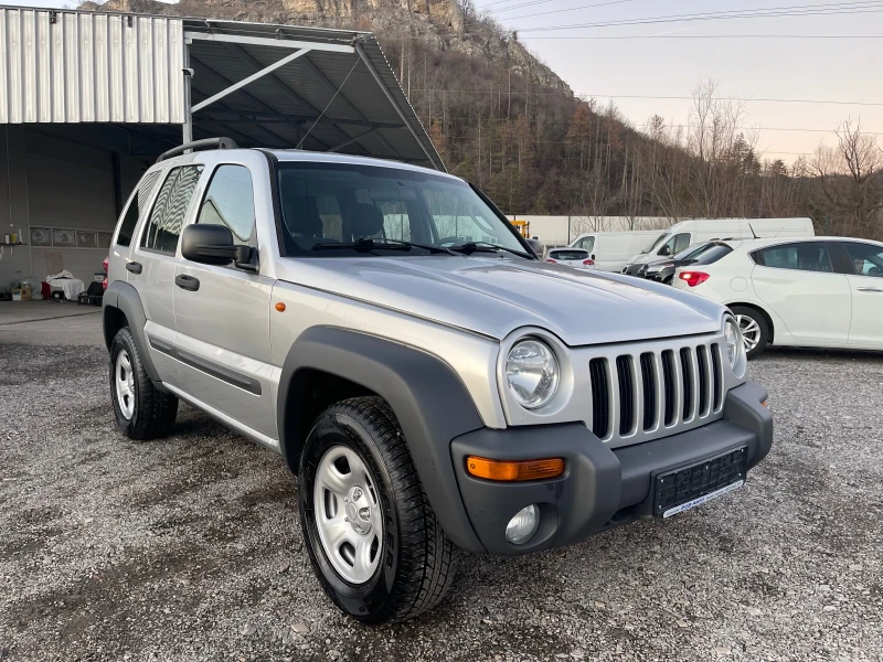 Jeep Cherokee 2.5CRD-143к.с-4X4-БЪРЗИ/БАВНИ:ИТАЛИЯ, снимка 7 - Автомобили и джипове - 48625171