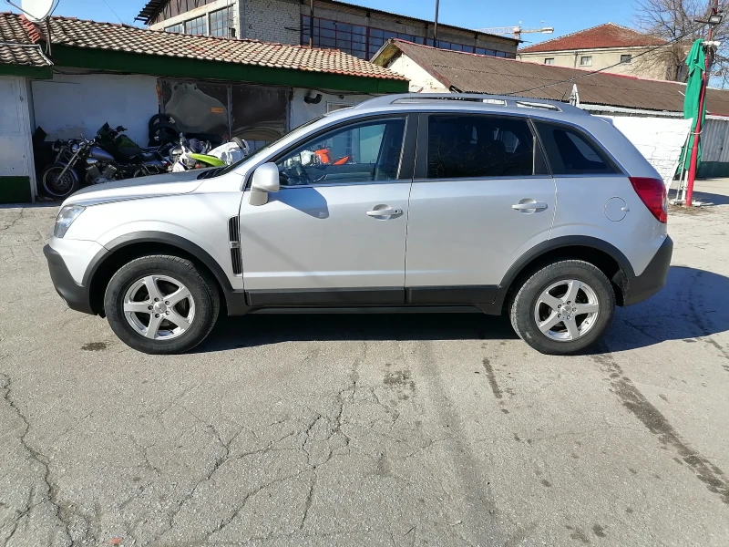 Opel Antara 2.4 БЕНЗИН 4Х4 , снимка 3 - Автомобили и джипове - 48914828