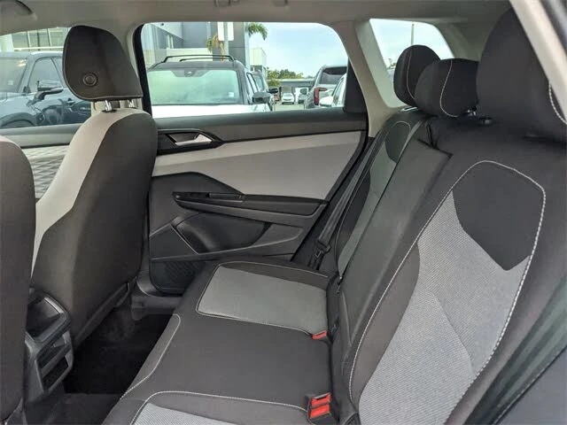 VW Taos .!S FWD!.* АвтоКредит* Цена до БГ* , снимка 14 - Автомобили и джипове - 53340546