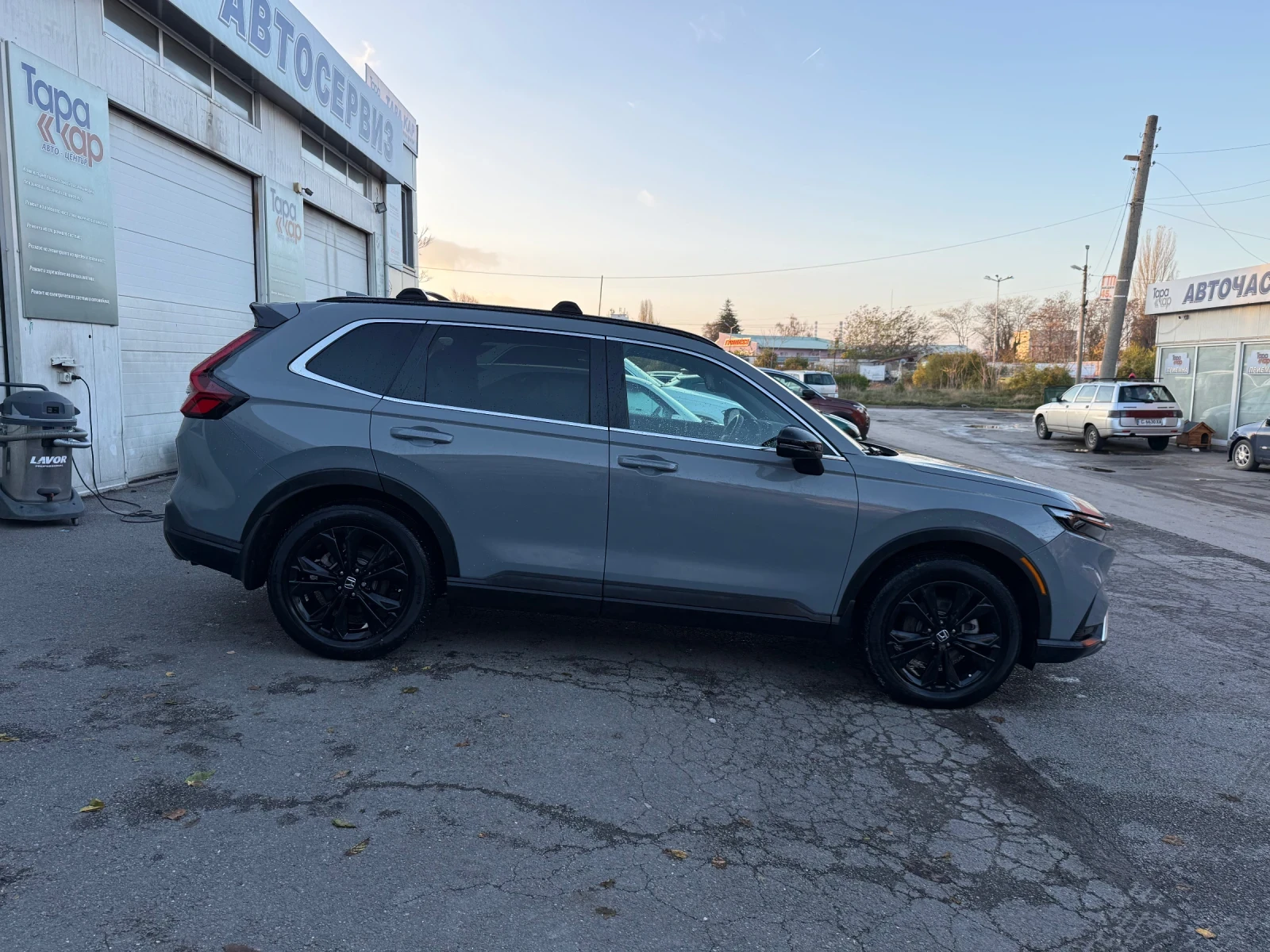 Honda Cr-v 2.0 HYBRID TOURING  - изображение 4