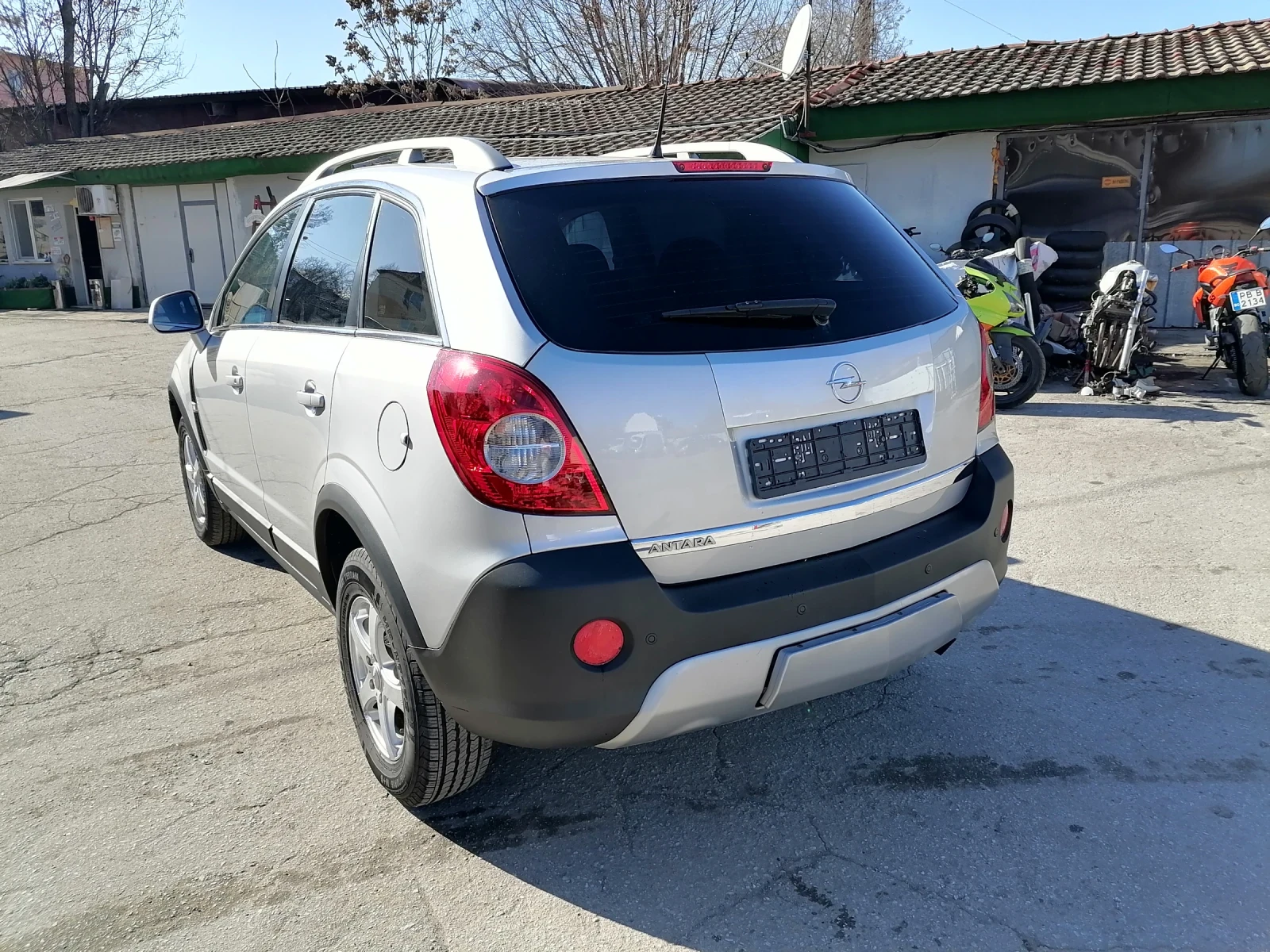 Opel Antara 2.4 БЕНЗИН 4Х4  - изображение 4