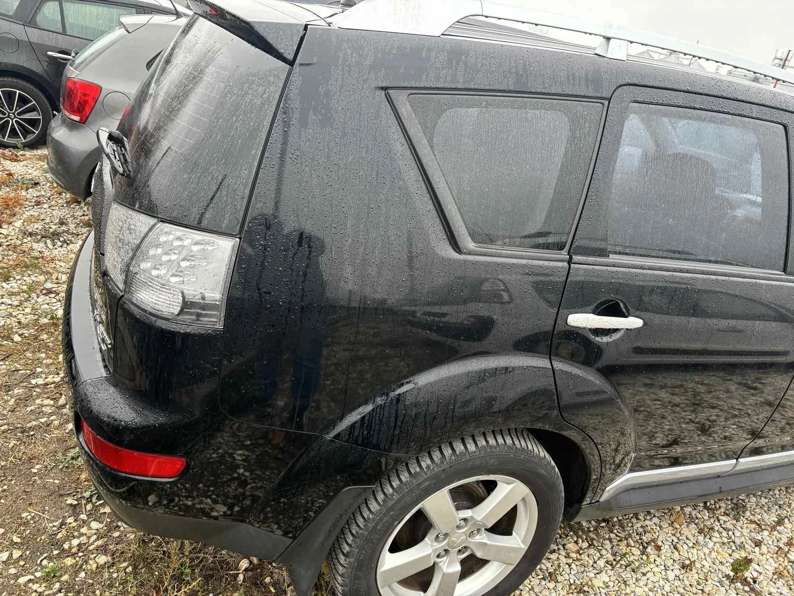 Mitsubishi Outlander 2.4 avtomatic  - изображение 3