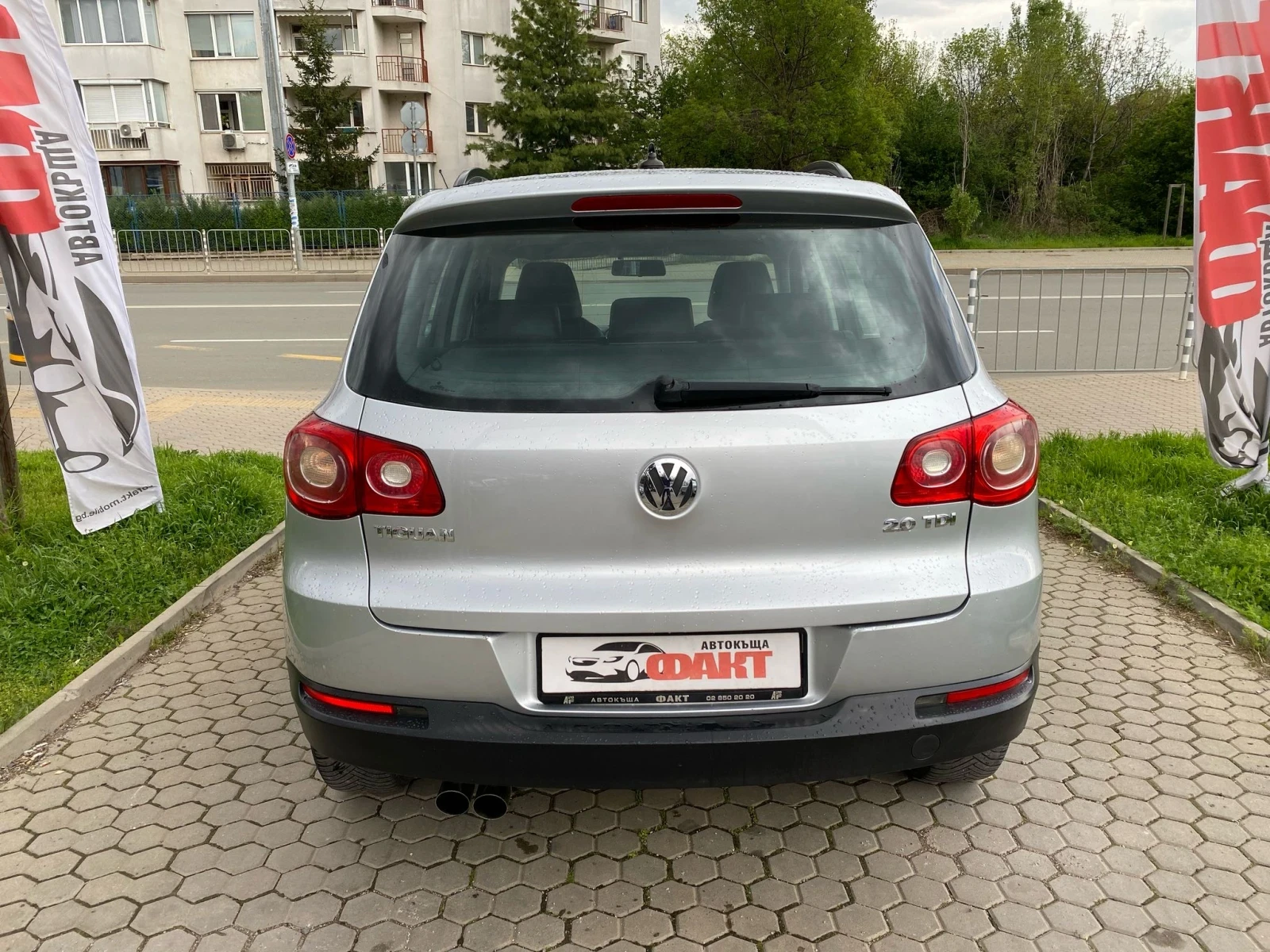 VW Tiguan 2.0TDi/4х4/РЕАЛНИ КМ ! ! !  - изображение 5