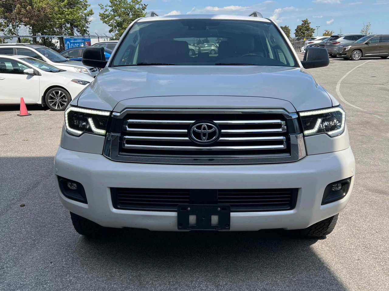 Toyota Sequoia 2021 PLATINUM * БЕЗ ПЪРВОНАЧАЛНА ВНОСКА*  - изображение 2
