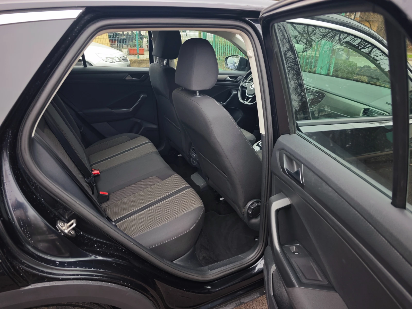 VW T-Roc 2.0TDI-150 / DSG7 | Mobile.bg � ����������� 13
