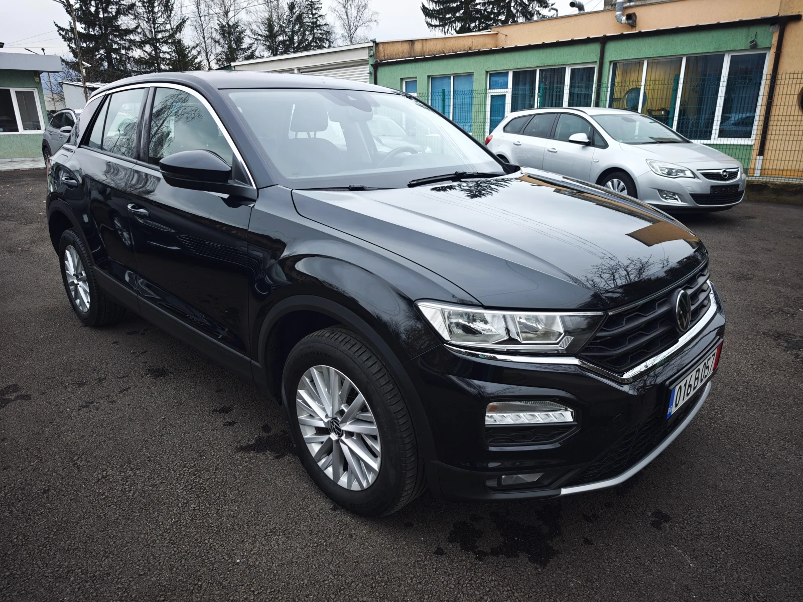VW T-Roc 2.0TDI-150 / DSG7 - изображение 7
