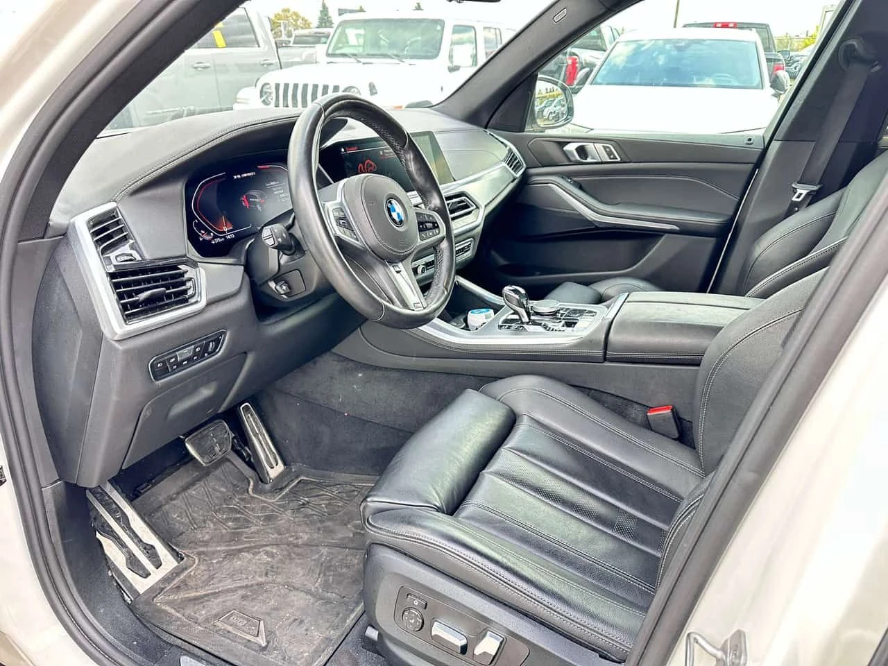 BMW X5 * M50i * PANO* ПОДГРЕВ* KEYLESS*  - изображение 6