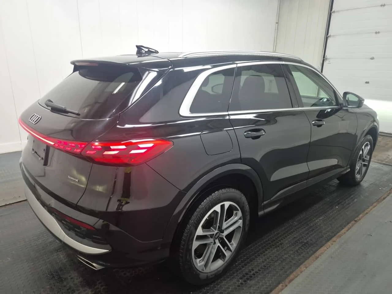 Audi Q5 * 2.0 TFSI quattro* 360 КАМЕРА* ПАНОРАМА* , снимка 4 - Автомобили и джипове - 54008963