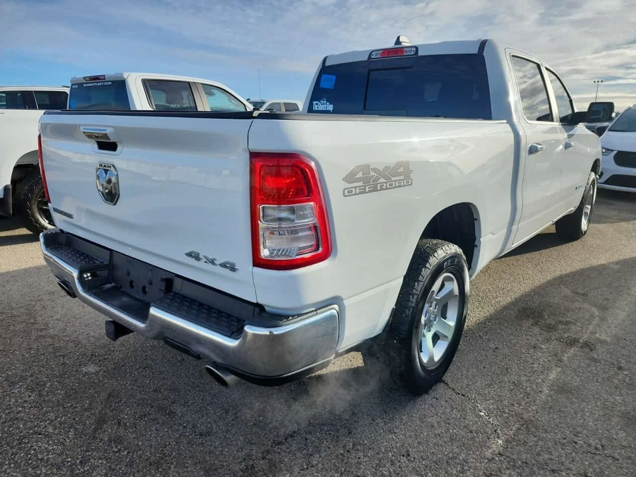Dodge RAM 1500 BIG HORN * 5.7* ЛИЦЕНЗИРАН ПРОДАВАЧ* , снимка 3 - Автомобили и джипове - 54412511